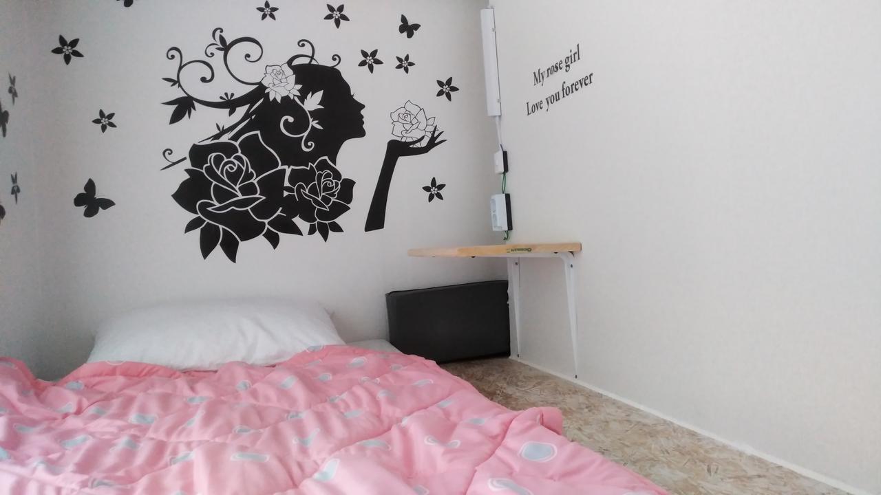Ocean Capsule Guesthouse Каннын Экстерьер фото